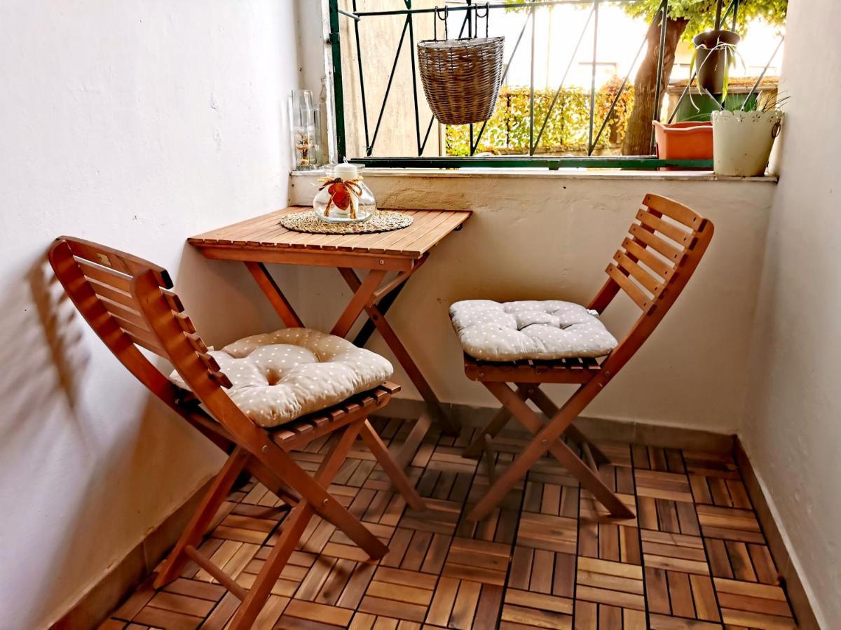 Cozyhome The Castle Apartment - Spacious, Quiet, High Ceiling Bratislava Exteriér fotografie